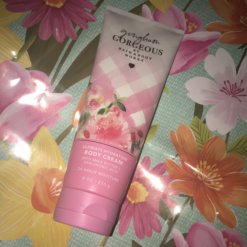 S🚫LD NWT Gingham Gorgeous Ultimate Hydration Body Cream 8oz